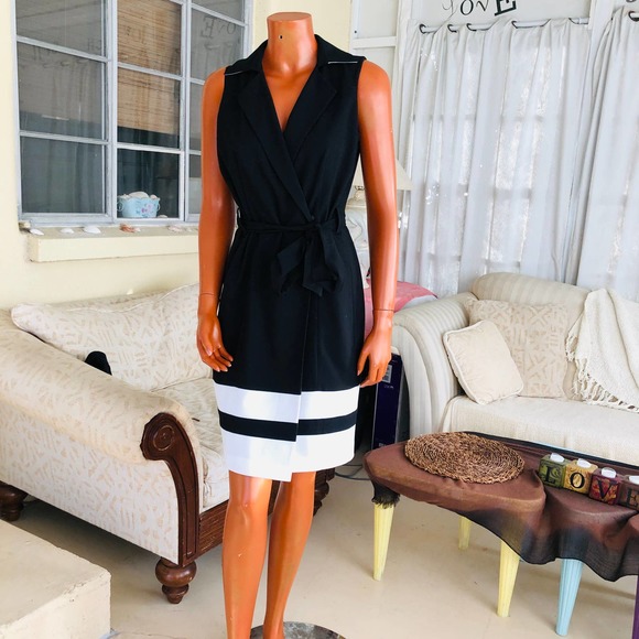 Calvin Klein Dresses & Skirts - Calvin Klein wrap dress black with white trim womens size 4 EUC